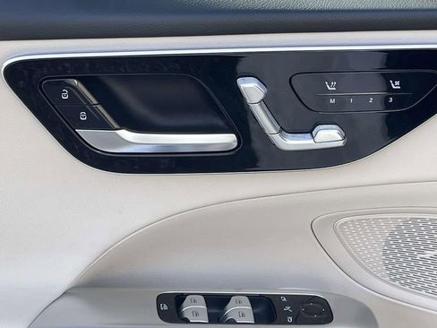 Used 2022 Mercedes-Benz C 300 Sedan image 15