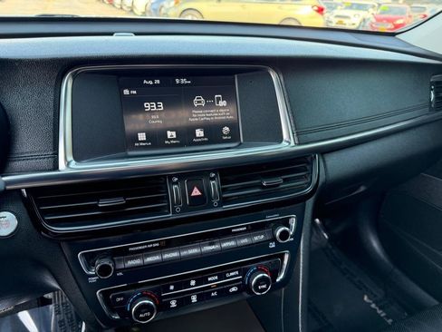 Used 2018 Kia Optima SX FWD image 35
