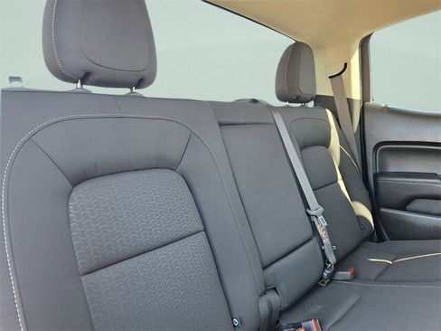 Used 2019 GMC Canyon SLE image 30