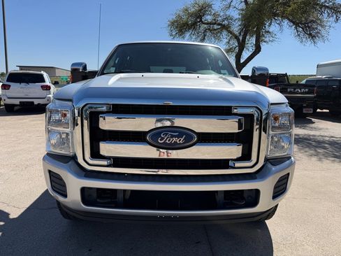 Used 2011 Ford F250 XL w/ PWR Equipment Group AWD/4WD image 2