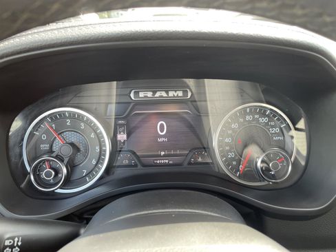 Certified 2025 RAM 1500 Laramie image 17