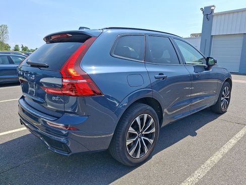 Used 2024 Volvo XC60 B5 Core w/ Protection Package Premier AWD/4WD image 6