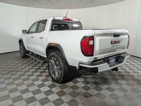 New 2026 GMC Canyon Denali image 4