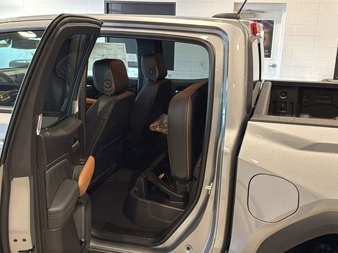 New 2026 GMC Canyon AT4 AWD/4WD image 18