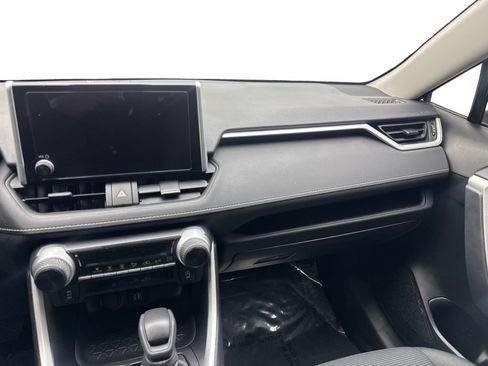 Used 2024 Toyota RAV4 LE FWD image 55