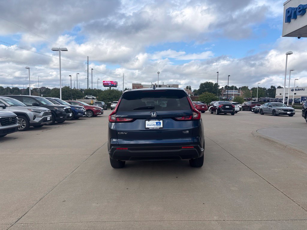 Used 2024 Honda CR-V EX image 6
