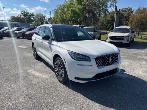 Used 2020 Lincoln Corsair Reserve w/ Equipment Group 201A image 2