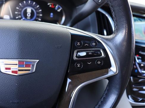 Used 2019 Cadillac Escalade ESV Premium Luxury image 44