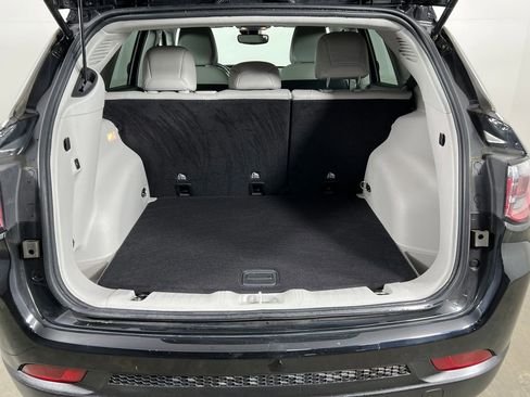 Used 2022 Jeep Compass Latitude w/ Convenience Group image 14