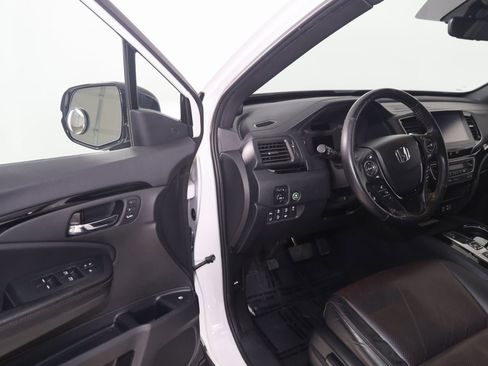 Used 2022 Honda Ridgeline Black Edition image 44