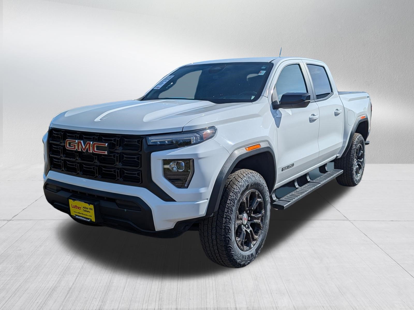 Used 2023 GMC Canyon Elevation w/ Trailering Package AWD/4WD image 3