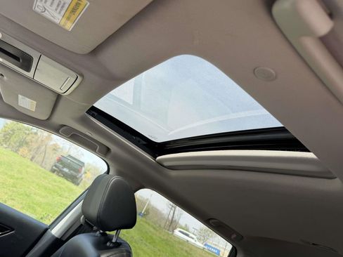 Used 2025 Honda CR-V EX-L image 19