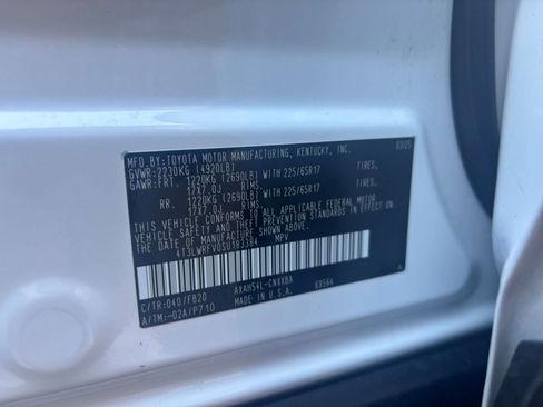 Used 2025 Toyota RAV4 LE image 28