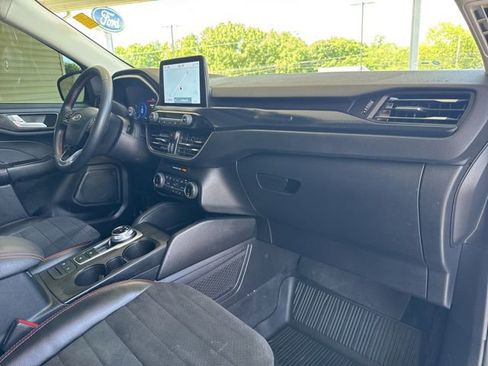 Used 2022 Ford Escape SEL w/ SEL Stealth AWD Package image 23