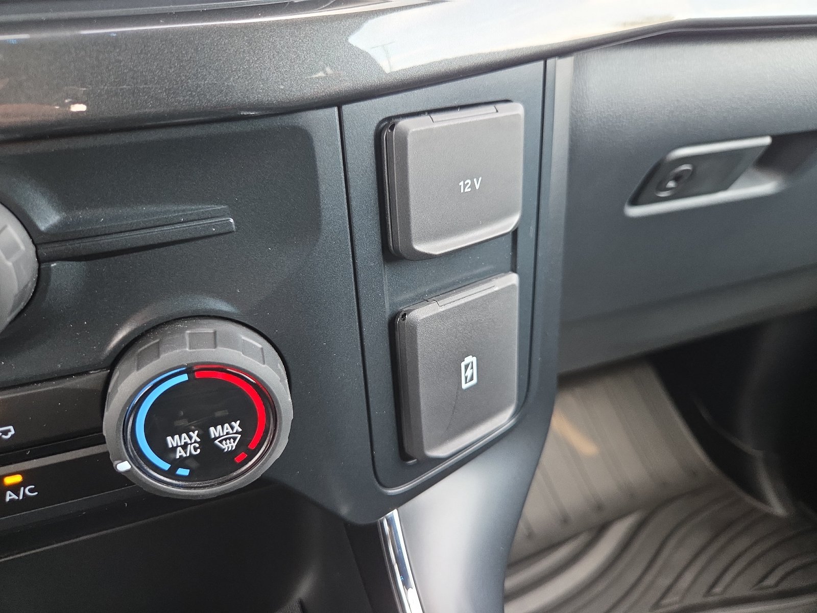 Used 2024 Ford F150 STX AWD/4WD image 21