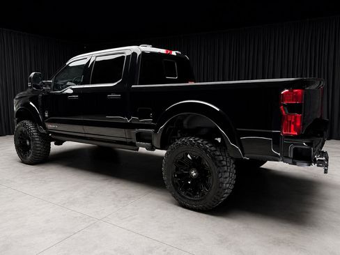 Used 2026 Ford F250 Lariat w/ Black Appearance Package AWD/4WD image 5