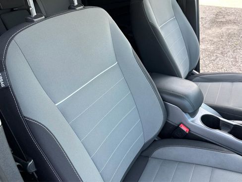 Used 2014 Ford Escape SE FWD image 25
