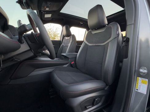 New 2026 Ford Explorer ST w/ Sun And Sound Package image 41