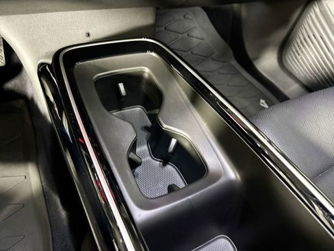 Used 2023 Volkswagen ID.4 Pro S image 15