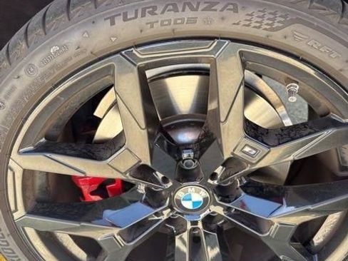 Used 2025 BMW 330i Sedan w/ M Sport Package image 18