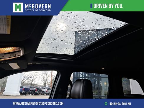 Used 2022 Jeep Grand Cherokee Laredo X AWD/4WD image 19