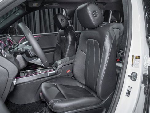 New 2026 Mercedes-Benz GLB 250 image 11