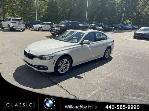 Used 2017 BMW 330i xDrive Sedan AWD/4WD image 1