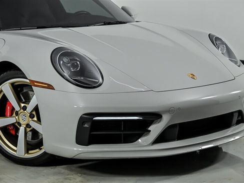Used 2020 Porsche 911 Carrera S RWD image 3