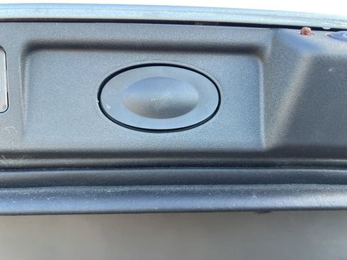 Used 2023 Rivian R1S Launch Edition image 23