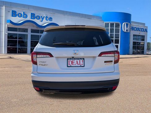 Certified 2022 Honda Pilot TrailSport image 4