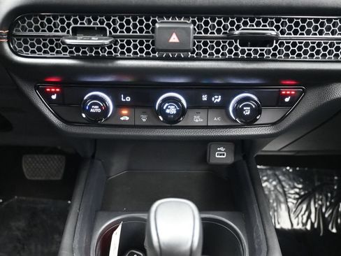 Certified 2024 Honda HR-V Sport image 39