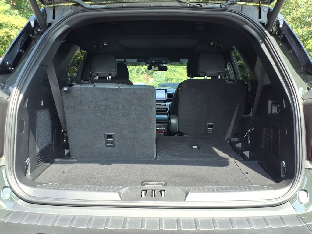 Used 2023 Ford Explorer Timberline w/ Timberline Technology Package AWD/4WD image 20