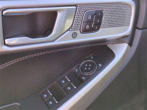 Used 2023 Ford Explorer Limited w/ Equipment Group 301A image 13