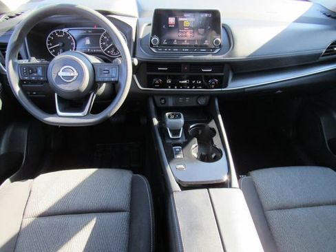 Used 2024 Nissan Rogue SV FWD image 14