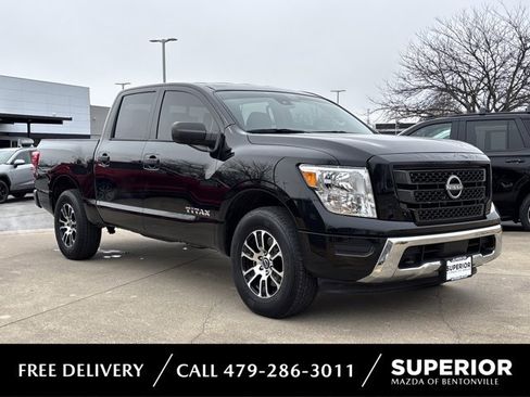 Used 2023 Nissan Titan SV w/ Accessory Utility Package image 1