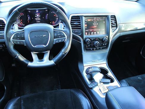 Used 2015 Jeep Grand Cherokee SRT w/ Luxury Group II AWD/4WD image 14