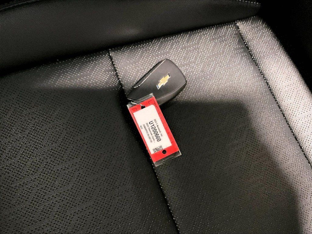Used 2025 Chevrolet Equinox LT w/ Convenience Package II AWD/4WD image 30