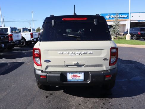 New 2025 Ford Bronco Sport Outer Banks w/ Outer Banks Tech Package+ image 23