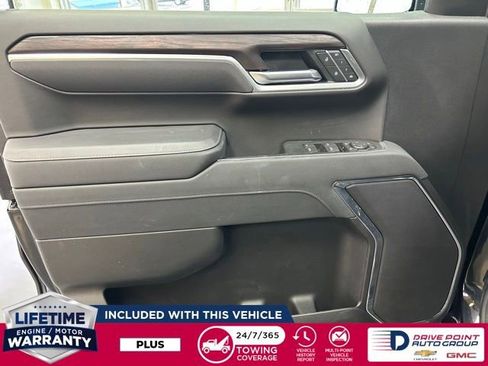 Used 2026 GMC Sierra 1500 SLT image 17