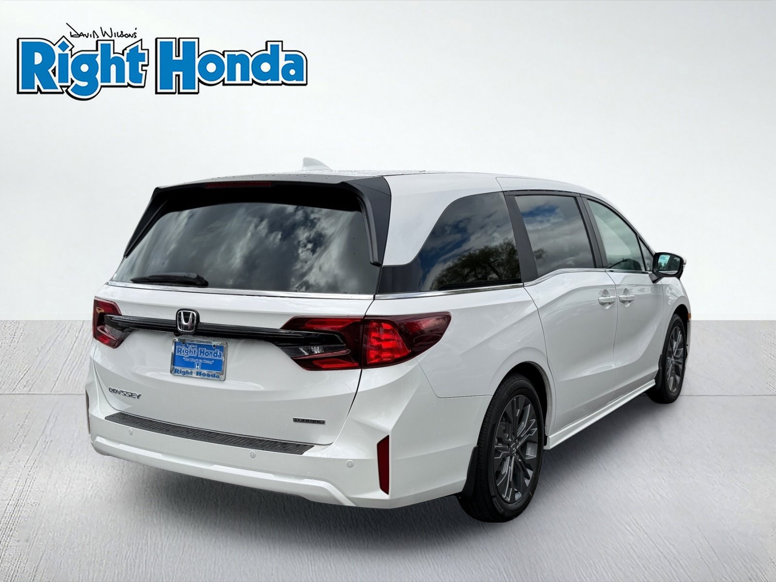 New 2027 Honda Odyssey Touring image 7