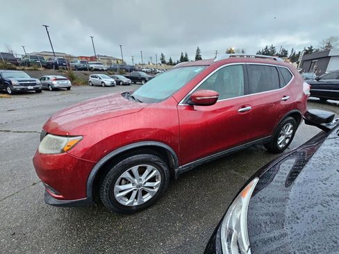 Used 2015 Nissan Rogue SV image 5