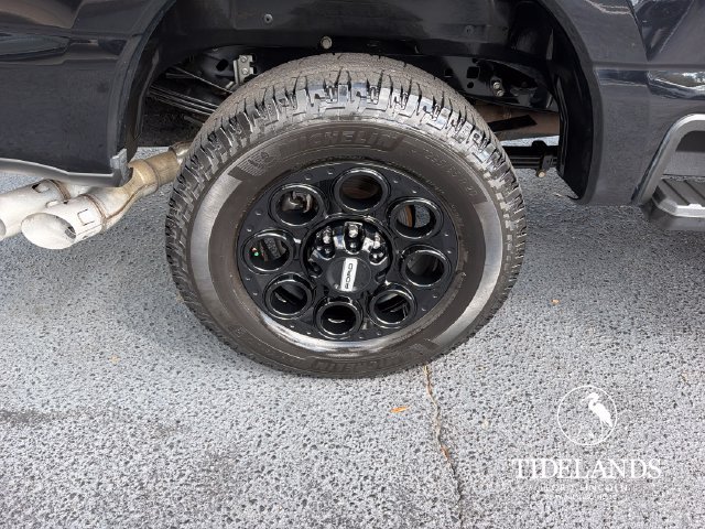 Certified 2024 Ford F350 Lariat w/ Black Appearance Package AWD/4WD image 35