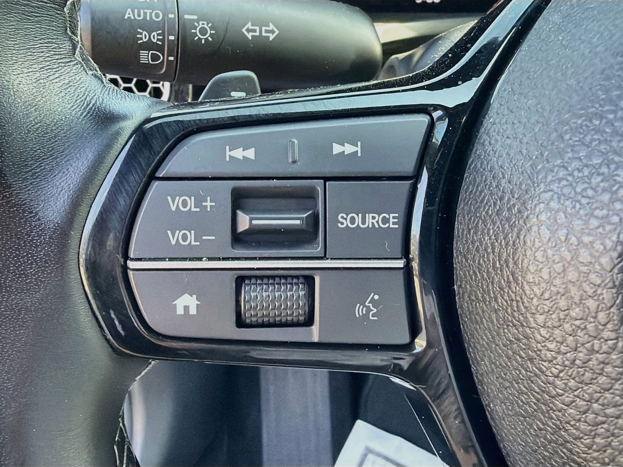 Used 2025 Honda Civic Sport image 33