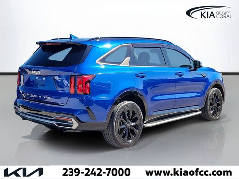 Certified 2022 Kia Sorento SX AWD/4WD image 4