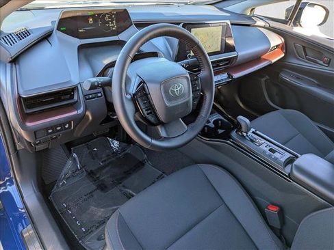 Used 2026 Toyota Prius Plug-In Hybrid image 9