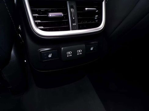 Used 2022 Subaru Outback Limited image 12