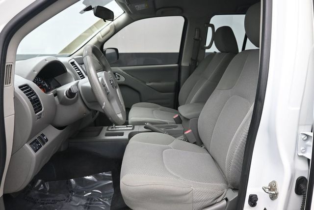 Used 2019 Nissan Frontier SV RWD image 5