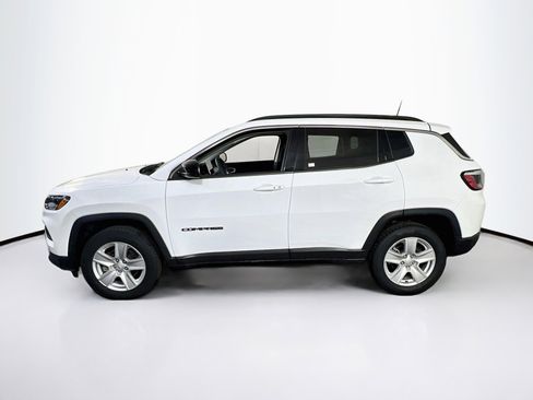 Used 2022 Jeep Compass Latitude AWD/4WD image 8