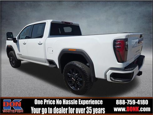 Used 2026 GMC Sierra 2500 AT4 AWD/4WD image 6