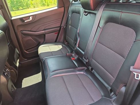 Used 2023 Ford Escape ST-Line w/ Tech Pack #1 FWD image 15